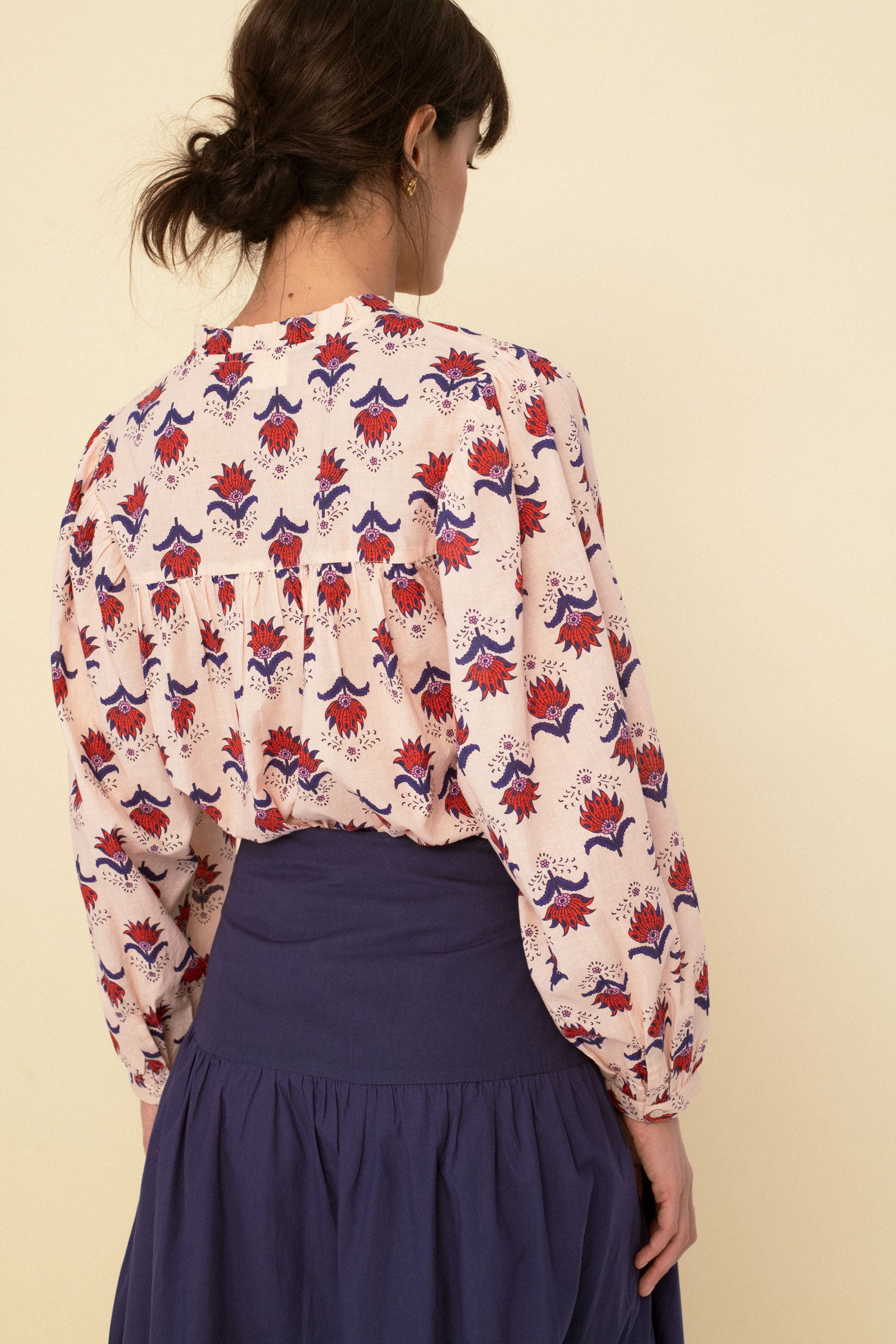 Vanessa blouse peach