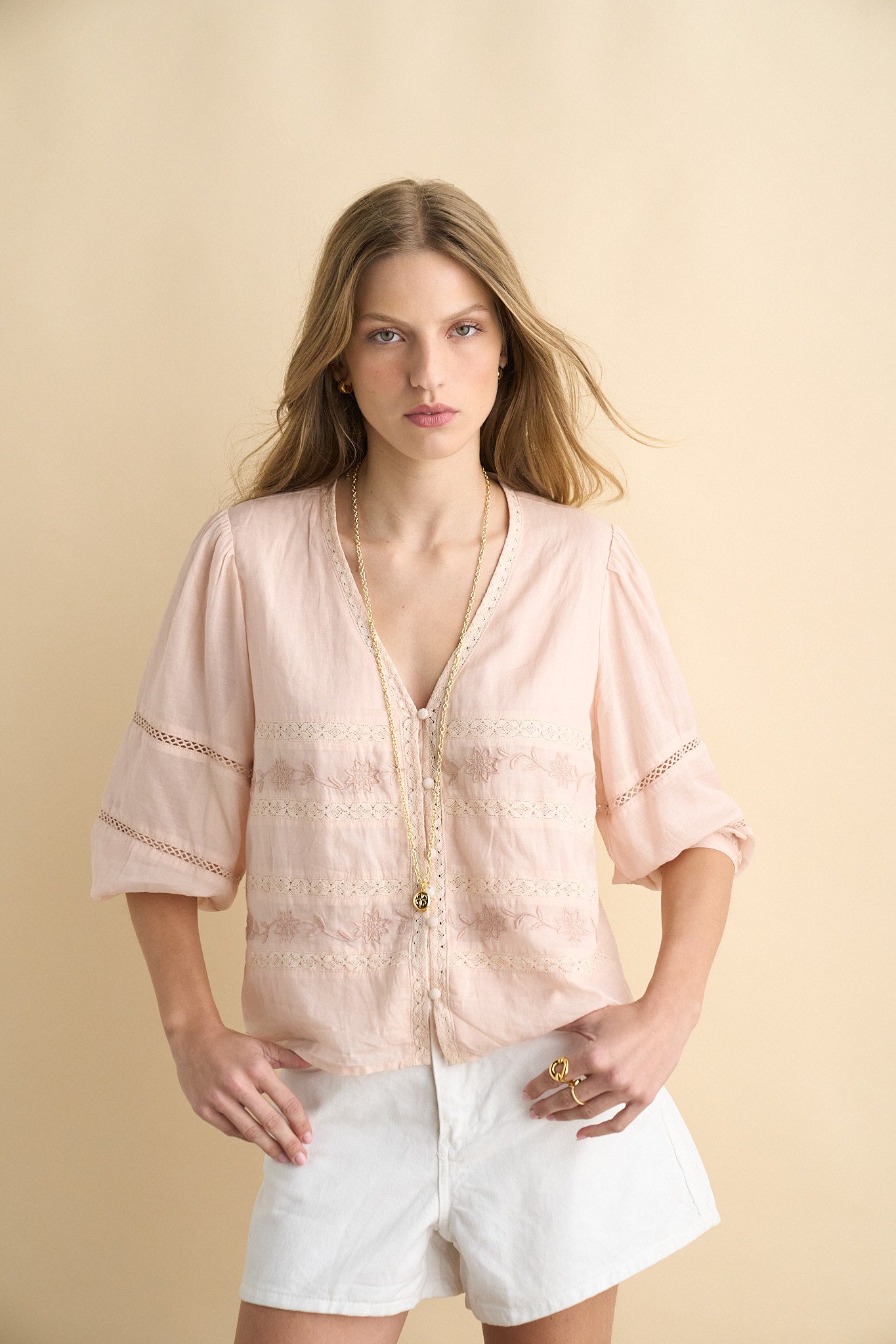 Kala blouse nude