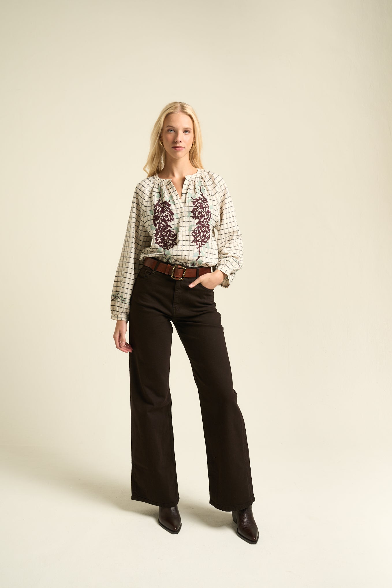 Kelly Blouse  Ecru
