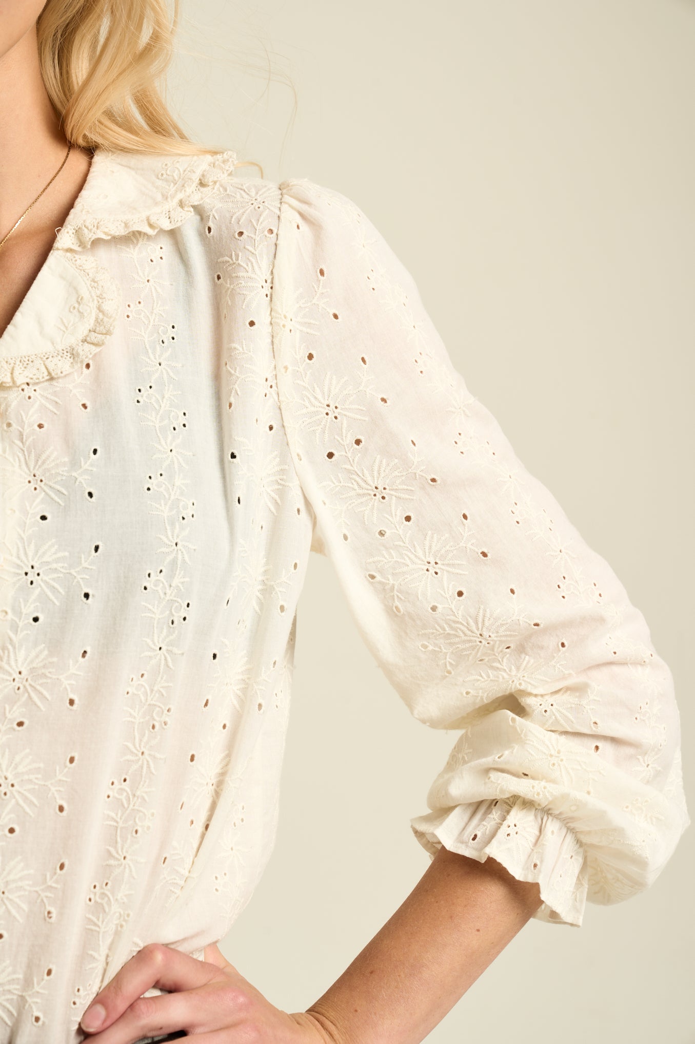 Nicole Blouse Ecru