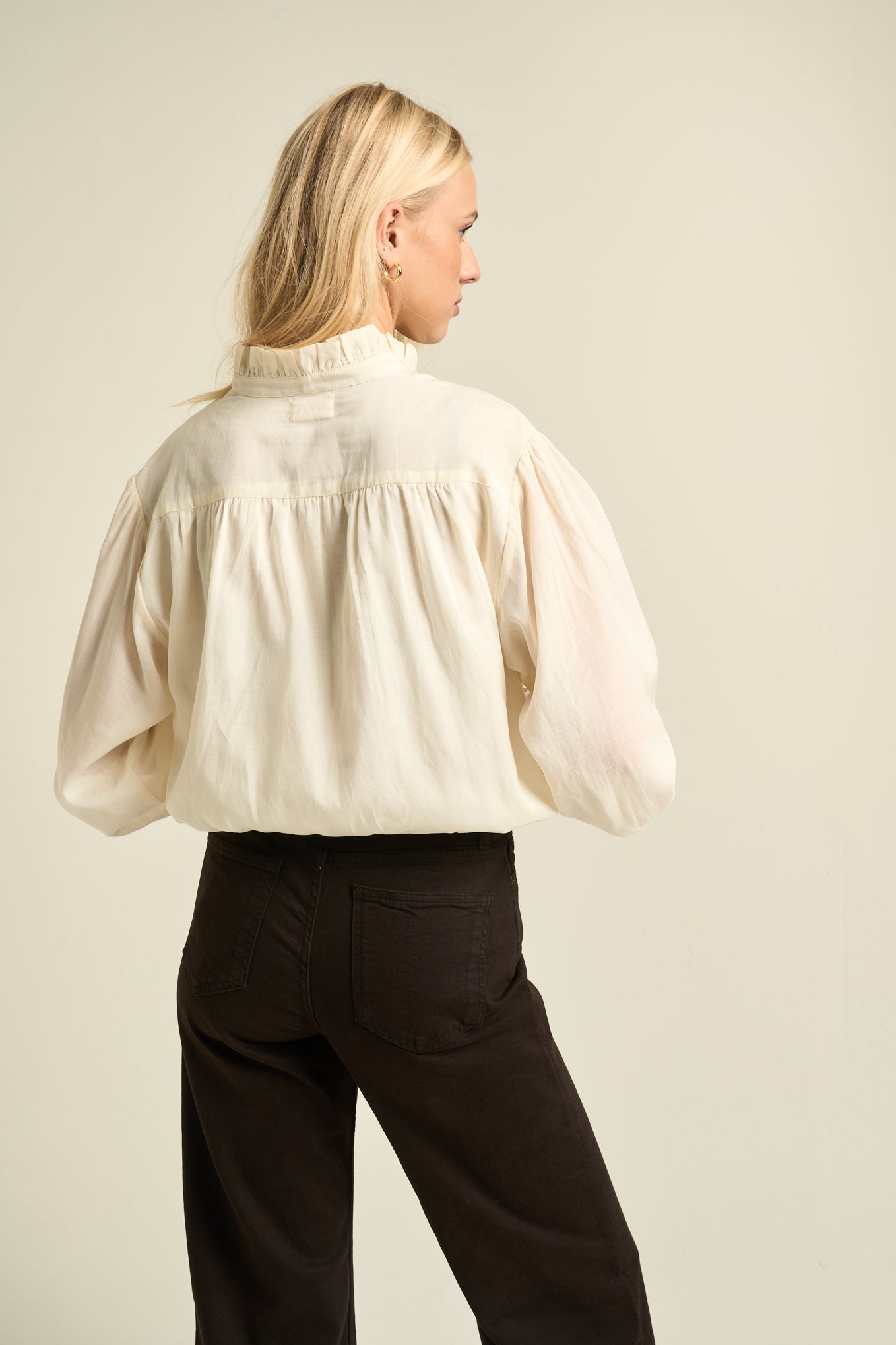 Alexa Blouse  Ecru