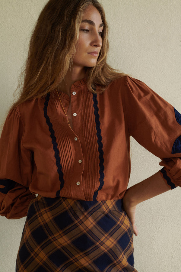 Leonor Blouse Caramel